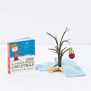 NIB - A Charlie Brown Christmas Miniature Kit